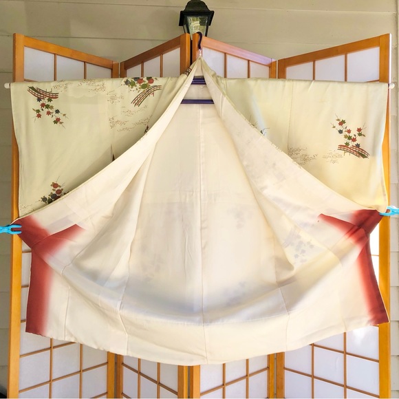 Vintage Silk Cropped Kimono Jacket Robe in Cream - Picture 5 of 13